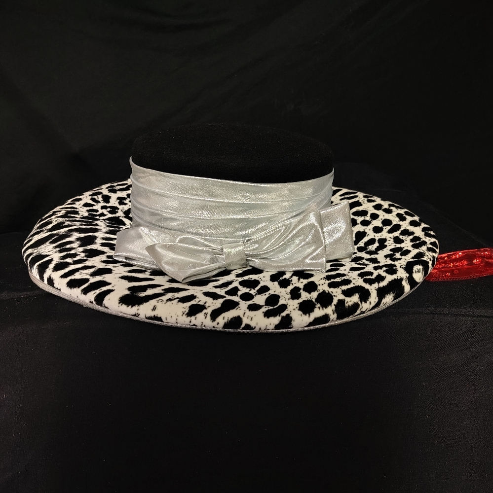 Woman's hat